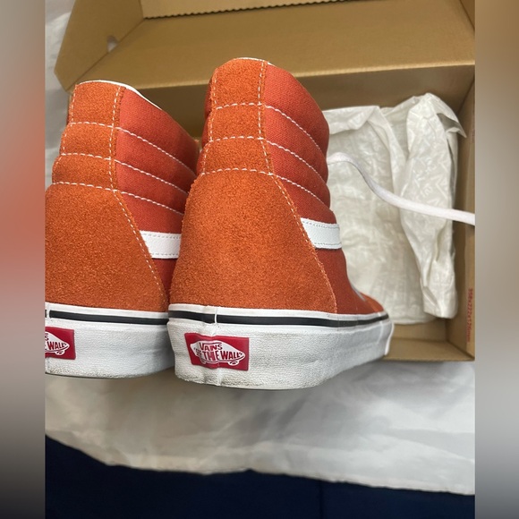 Vans SK8-HI SHOE
COLOR: Burnt Ochre
SIZE: 11.0 Men = 12.5 Women - Picture 11 of 16